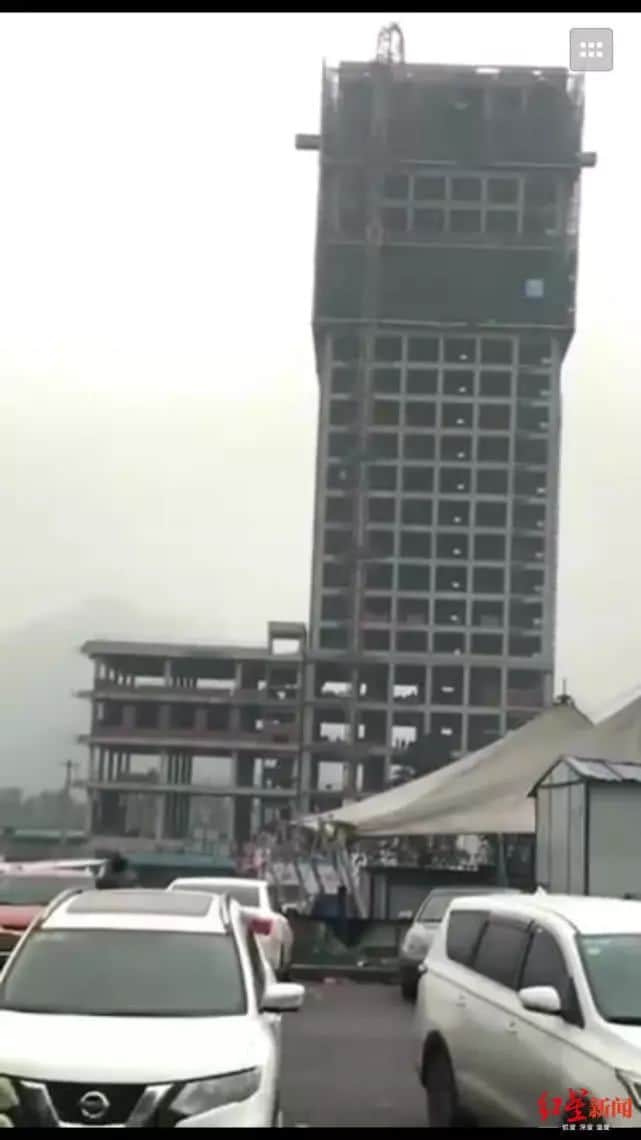 3天接连发生3起塔吊倒塌事故！附塔吊安全管理措施培训PPT