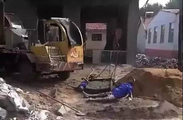 吊装事故——吊车触碰高压线，2名男子当场身亡！高压线下作业，这些关键点不能不知！