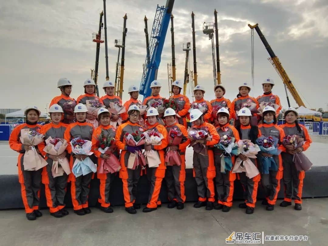 谁说女子不如男！2019柳工起重机巾帼吊装大比拼完美收官！