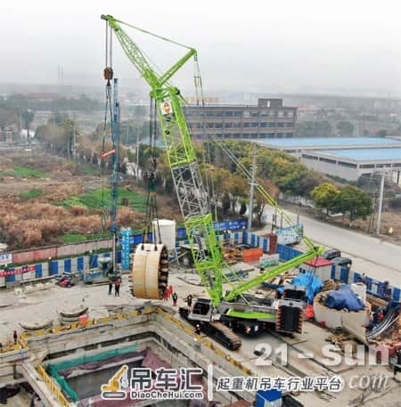 盾构吊装新利器 中联重科ZCC3800S履带起重机南通施工获赞