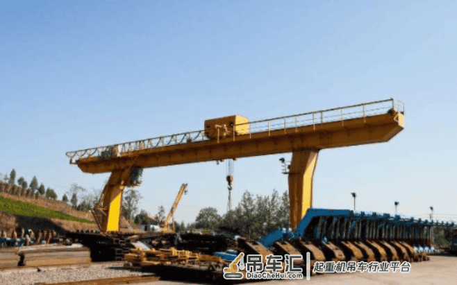 中国的龙门吊厉害了,连英美都用,它们不会造吗?