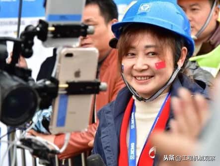 湖南资深女吊车手，为什么要把整个车队都换成徐工