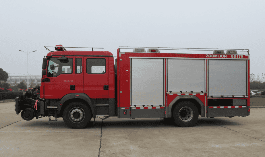 探秘消防救援“特种兵”——中联重科路轨两用消防车