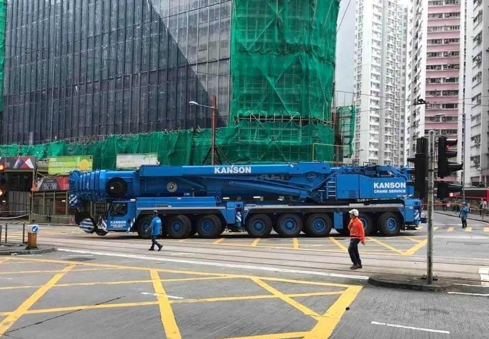 骚气十足!盘点国内蓝色涂装吊车,都见过的不超过10人!