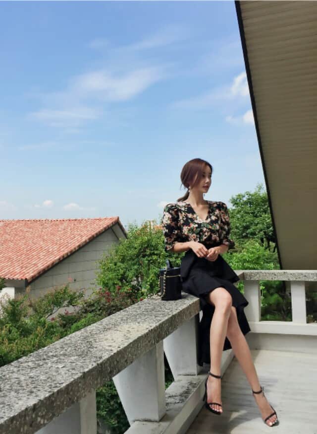 我有个长长的，尖尖的大鼻子，我的名字叫大吊车