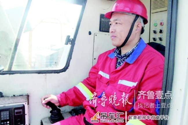 隐形牛人｜帅呆了！开着大吊车，他能往酒瓶里“插针”