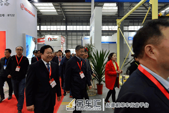 2019长垣国际起重装备博览交易会拉开帷幕