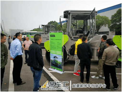 签约不断!中联重科路面机械订货会长沙站圆满举行