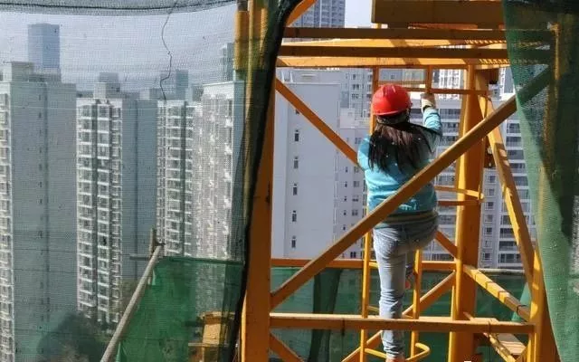 塔吊作业安全防碰撞措施