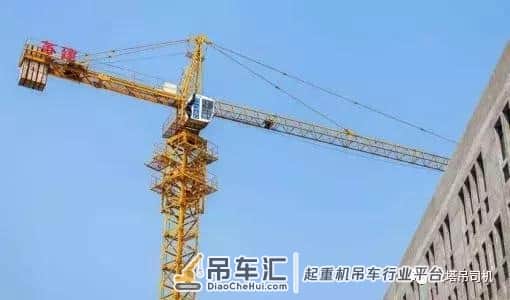 中国塔吊司机的现状，真实到想哭！