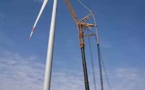 世界记录140米，陆上风电安装高度之最徐工1600吨起重机打造