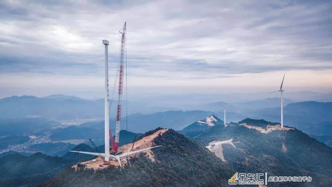 三款起重机获评2019TOP50,SCC6500A以专业成就价值金奖