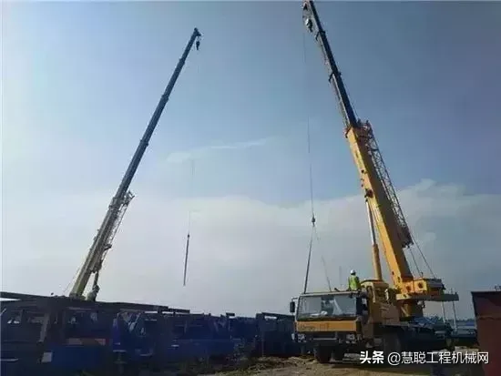 22台批量发出!天生爆款,徐工海外定制版起重机劲销东南亚