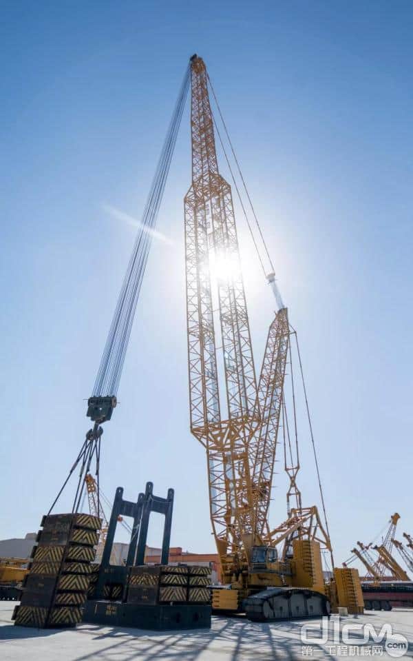 大时代 破局者—徐工全新风电吊装利器再攀165米新高度