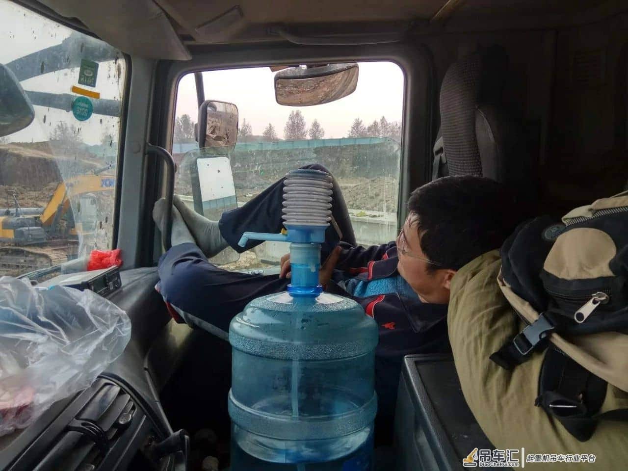 我终于决定不搞吊装了!这个行业我爱不起…