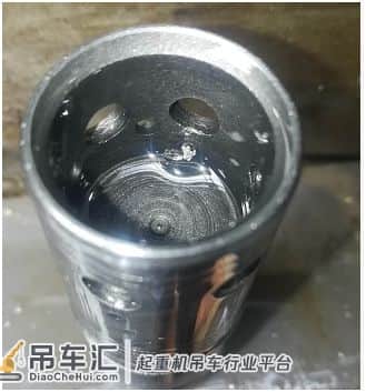 起重机卷扬起升、下放慢,吊重无力该怎么处理?