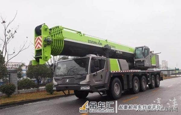 中联重科ZAT1300V753起重机新品面世