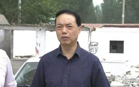 大事件 | 来了140多人！吊车、铲车齐开工！2480平米夷为平地！