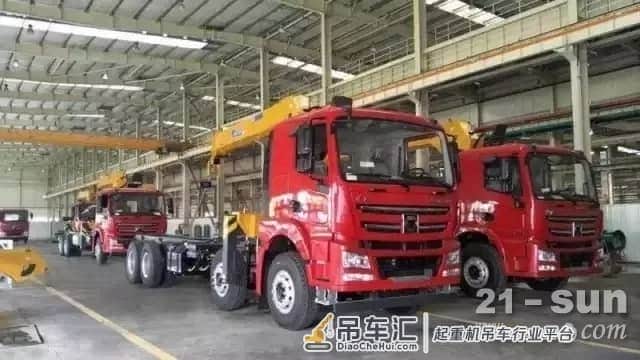 强强联手，徐工重卡携手山东国鑫重工盛启随车吊市场新局面