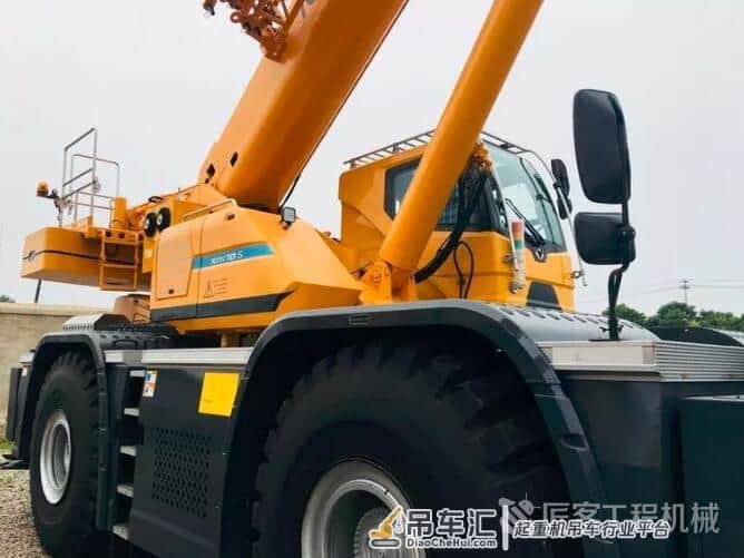 徐工越野轮胎起重机新品开道，上半年出口销量同比劲增167%