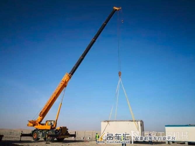 徐工越野轮胎起重机新品开道，上半年出口销量同比劲增167%