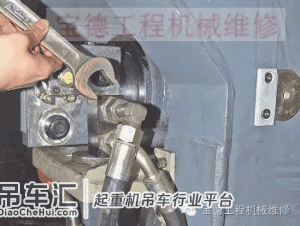 中小吨位汽车吊 吊臂拆装维修过程解析