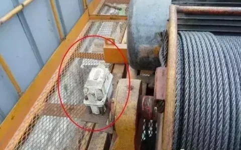 塔式起重机安全防护装置