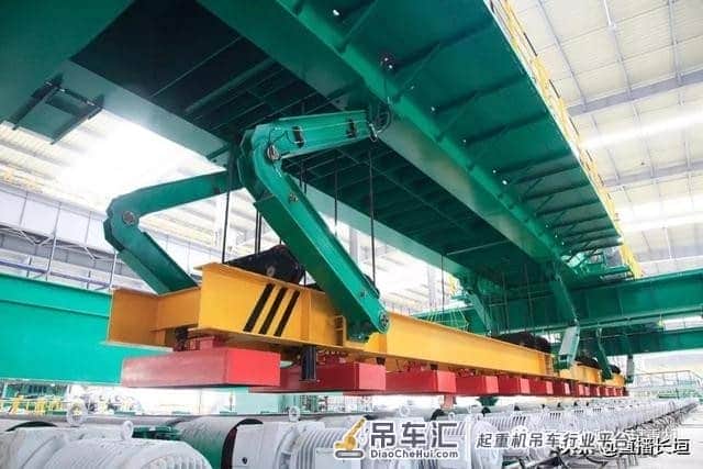 起重机械设备网:河南矿自主研发智能钢板堆垛机填补国内空白