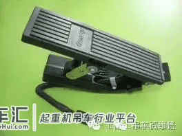 汽车吊吊车发动机“没有油门”故障处理方法