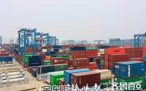 我爱这片蓝色的国土｜青岛港：全球首个5G吊车操作的智慧码头