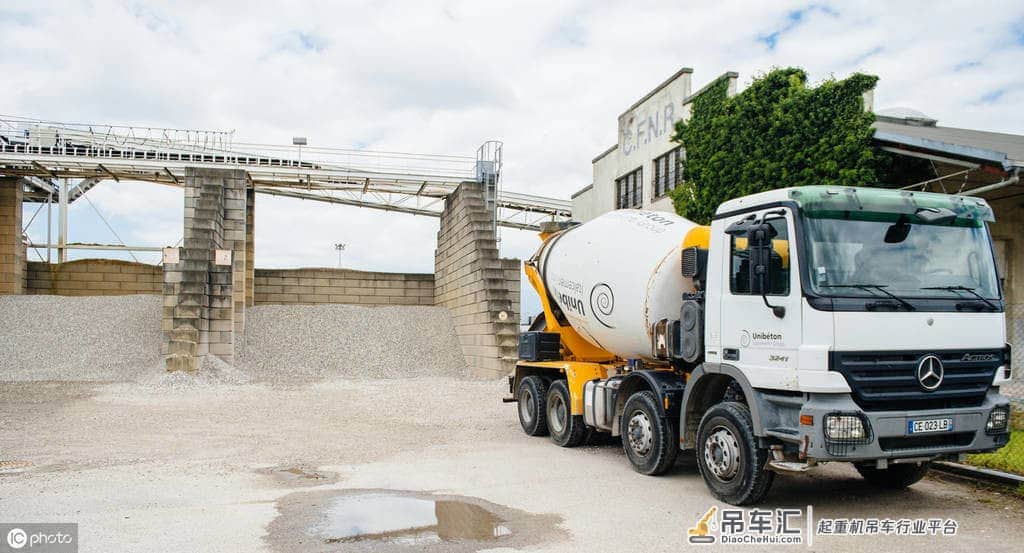 MD型简易门式起重机应该做好哪些保养工作?