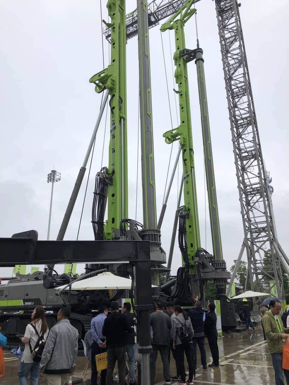 中联重科长沙展已获20亿订单,智能制造成效显著