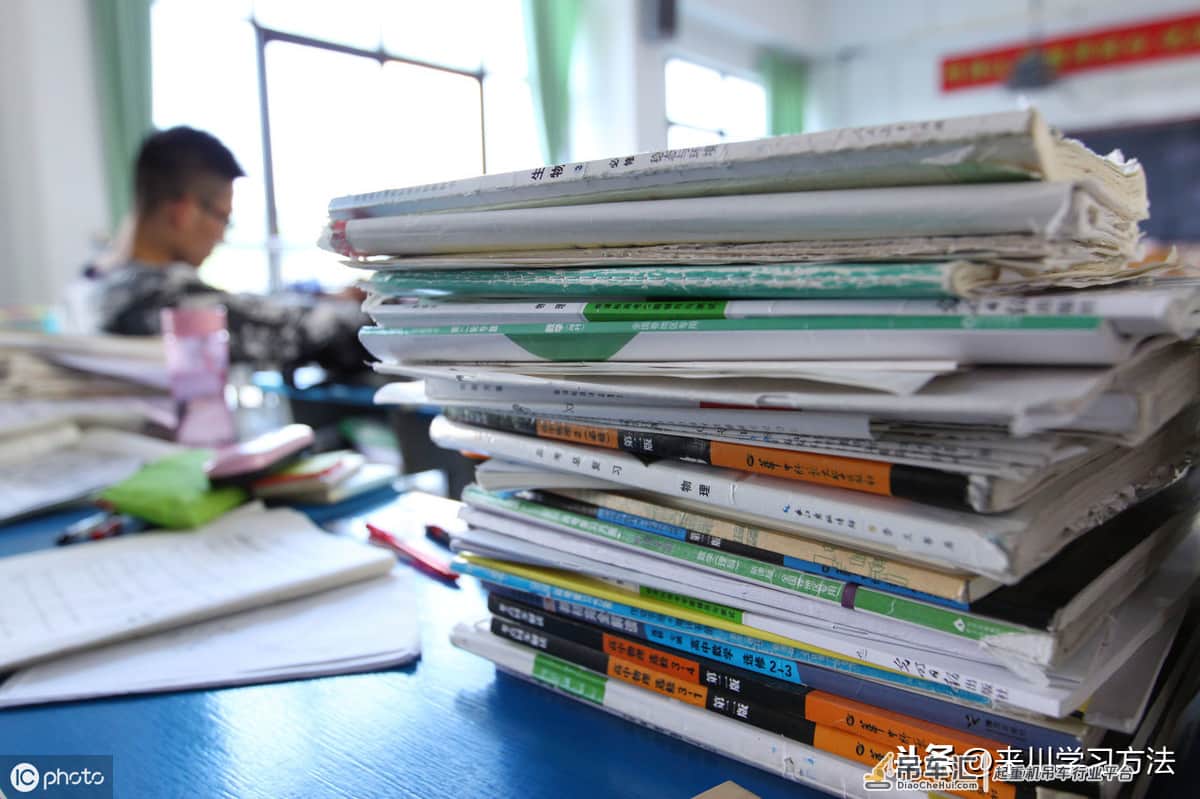 将“吊车尾”送进985，班主任直言：每天多花2个小时，多做1件事