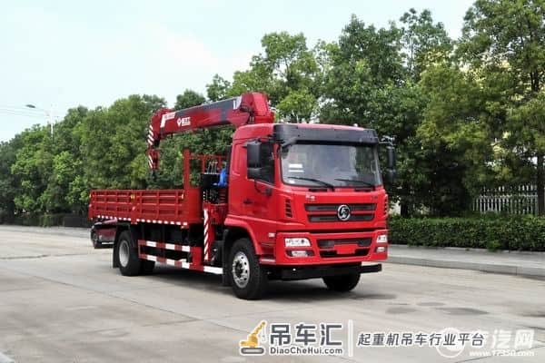 陕汽轩德X6单桥新飞工8吨直臂随车吊有哪些优势呢?