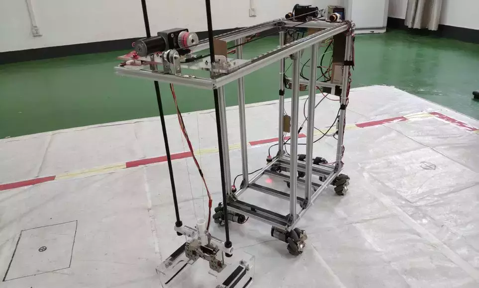 第四届中国大学生起重机创意大赛 武汉理工大学选拔赛顺利落幕