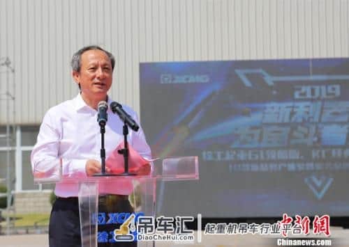 推出18款吊装新利器 徐工起重机领军“用户价值体验”