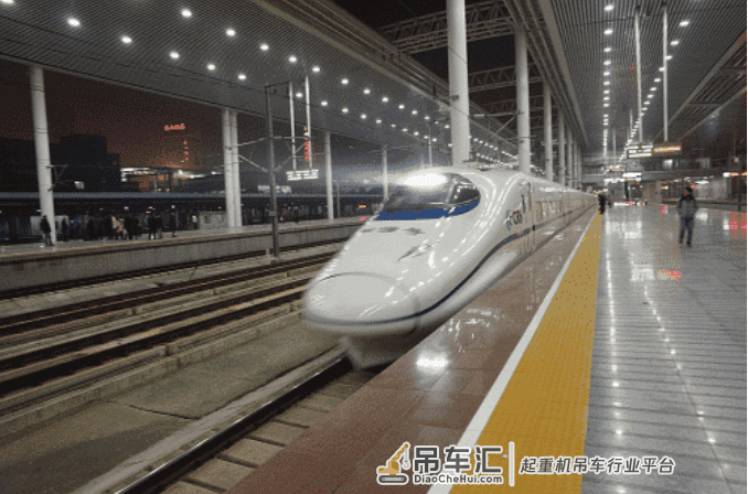 徐工随车起重机助力陕甘宁三地实现“3小时经济圈”