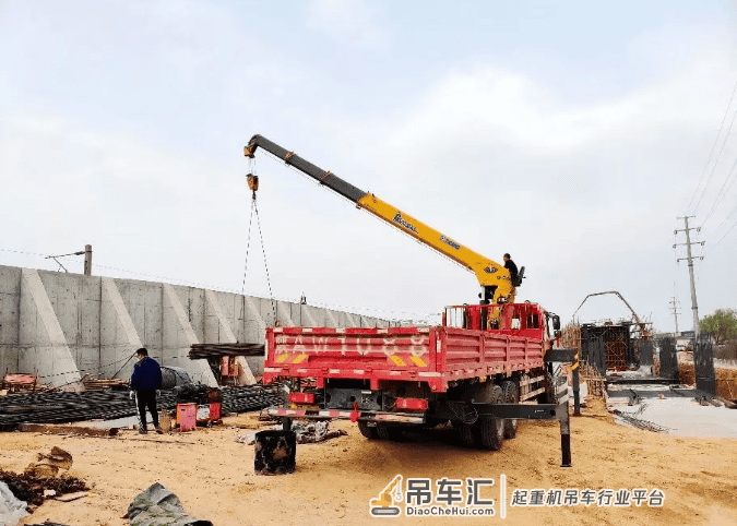 徐工随车起重机助力陕甘宁三地实现“3小时经济圈”