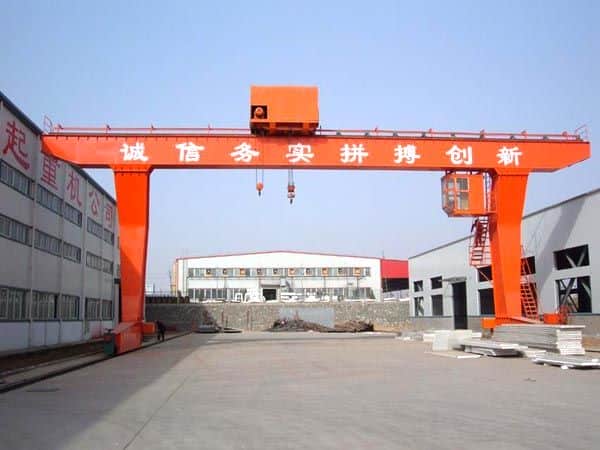 「爱虎网」起重机事故案例/起重机械作业时容易发生的事故有哪些类型?