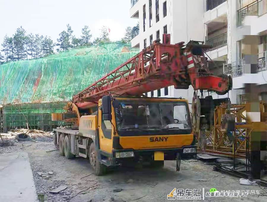 这么多精品二手吊车，有感兴趣的朋友吗？等您来接手咯