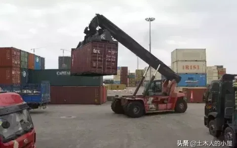 弧形大臂？如此奇葩的吊车，你见过吗？
