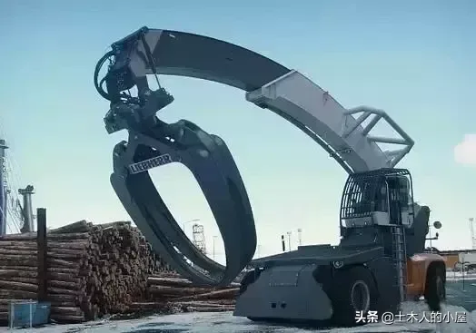 弧形大臂?如此奇葩的吊车,你见过吗?