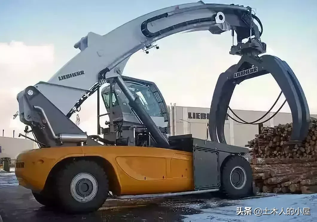 弧形大臂?如此奇葩的吊车,你见过吗?