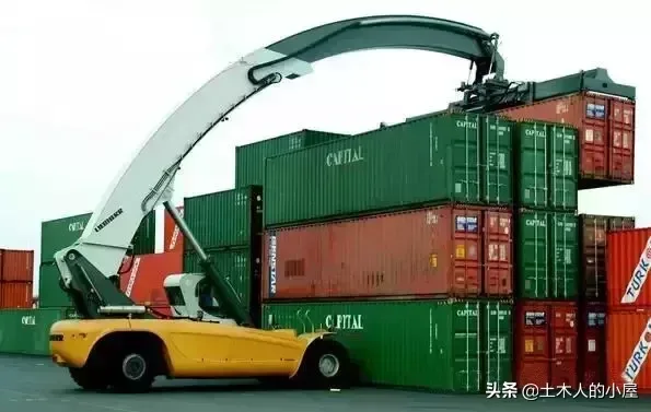 弧形大臂?如此奇葩的吊车,你见过吗?