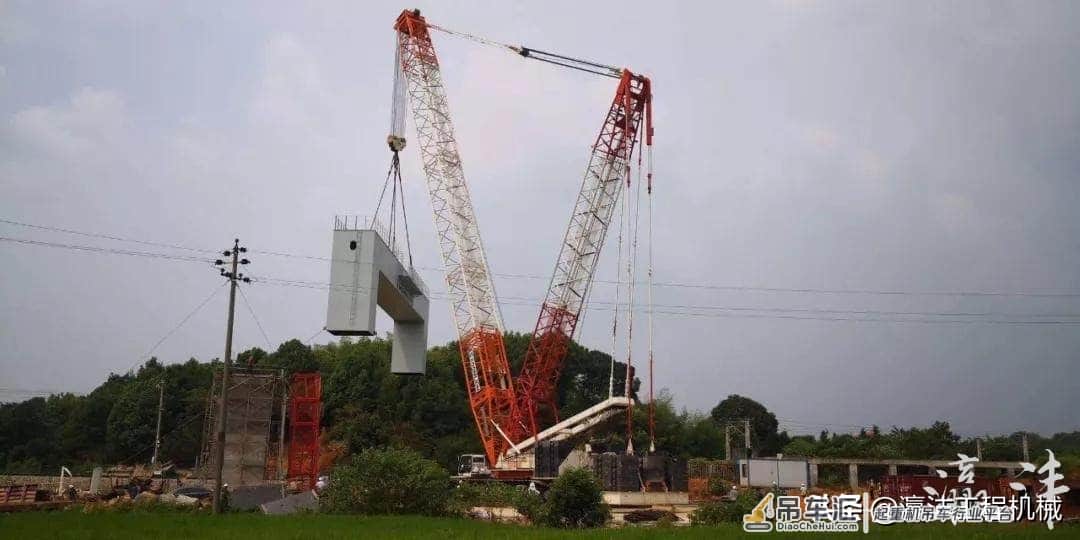 中联重科QUY500W起重机助力长沙
