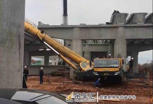 吊车事故大全,不按规则办事,连小心都没用