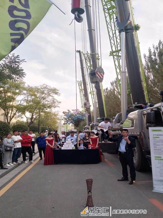 凌绝顶 再出发——中联重科工程起重机七大新品发布会沈阳站