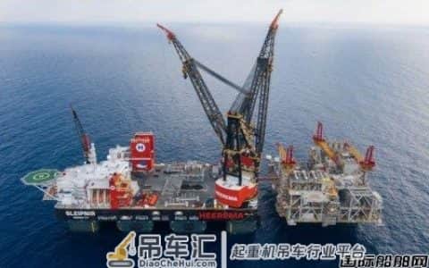 一次吊起15300吨！全球最大起重船创吊重新世界纪录