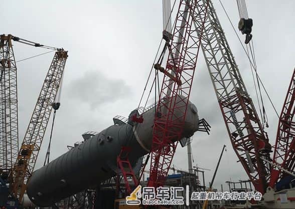 100亿元 湖北三宁60万吨乙二醇项目五项设备吊装就位