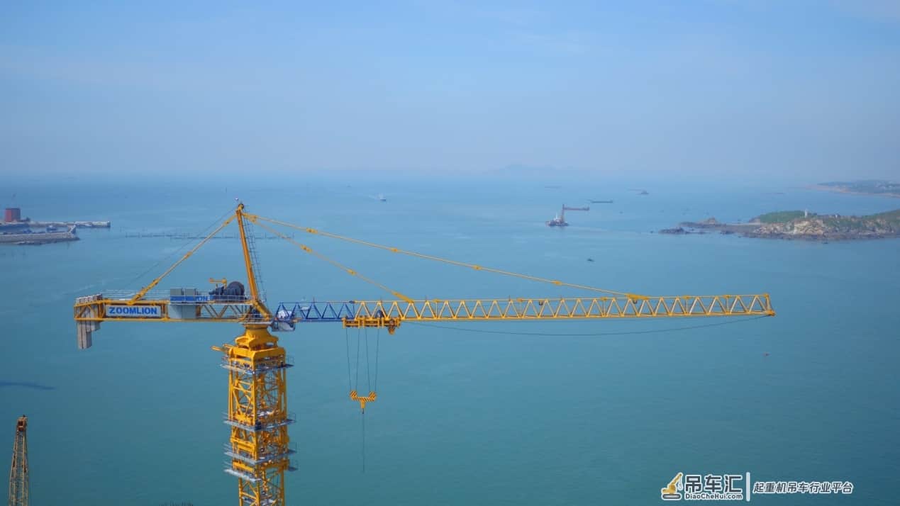 又一世界工程奇迹——平潭大桥合龙贯通 中联重科塔机深度参建